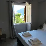 Anasa House * Sými