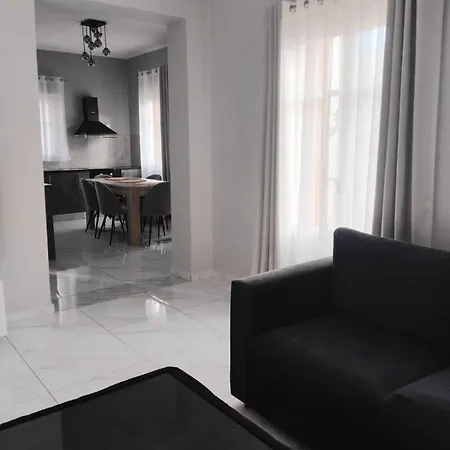 Anasa House Апартаменты *