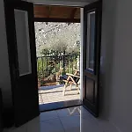 Anasa House סימי